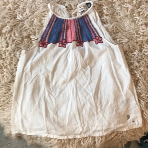 Top - Picture 2 of 2